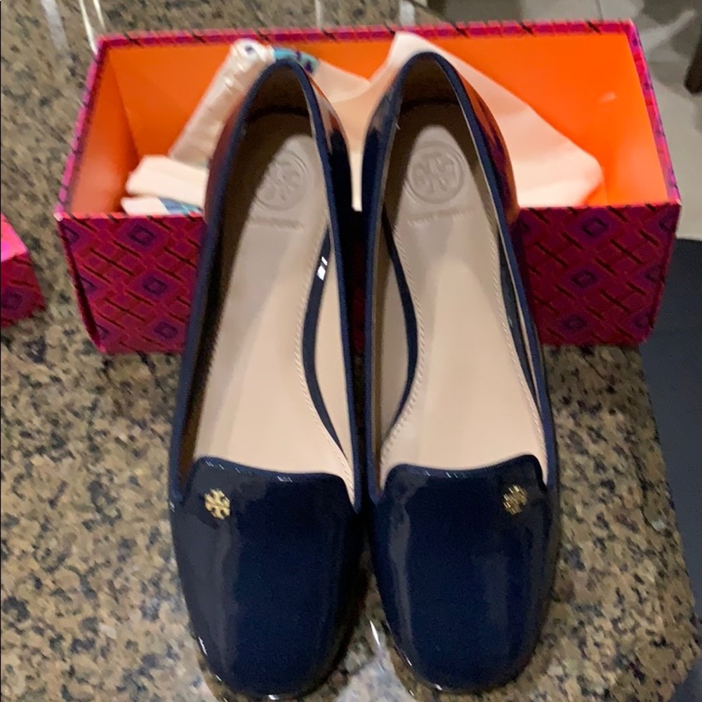 Tory Burch Samantha Loafer blue patent leather 7 - Picture 5 of 8